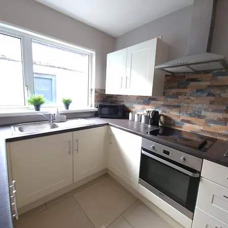 Modern Two Bedroom House Close To City Centre Belfast Esterno foto