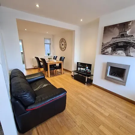 Modern Two Bedroom House Close To City Centre Belfast Esterno foto